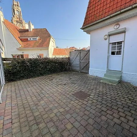 Mignonnette Proche De Toute Commodité Villa