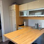Mignonnette Proche De Toute Commodite