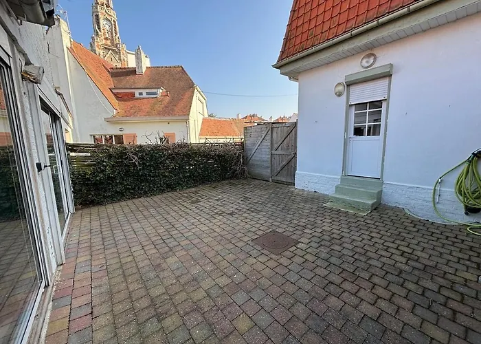 Mignonnette Proche De Toute Commodité Villa