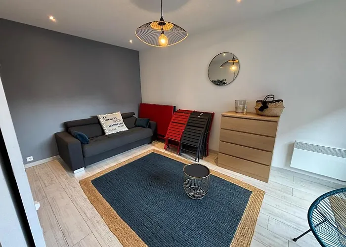 Mignonnette Proche De Toute Commodité *